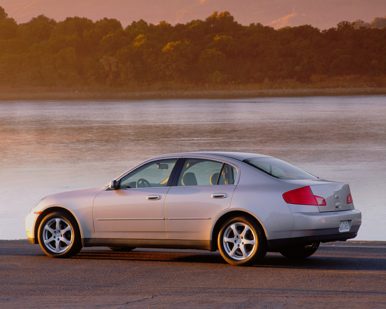 2003 - 2006 Infiniti G35 Sedan Picture